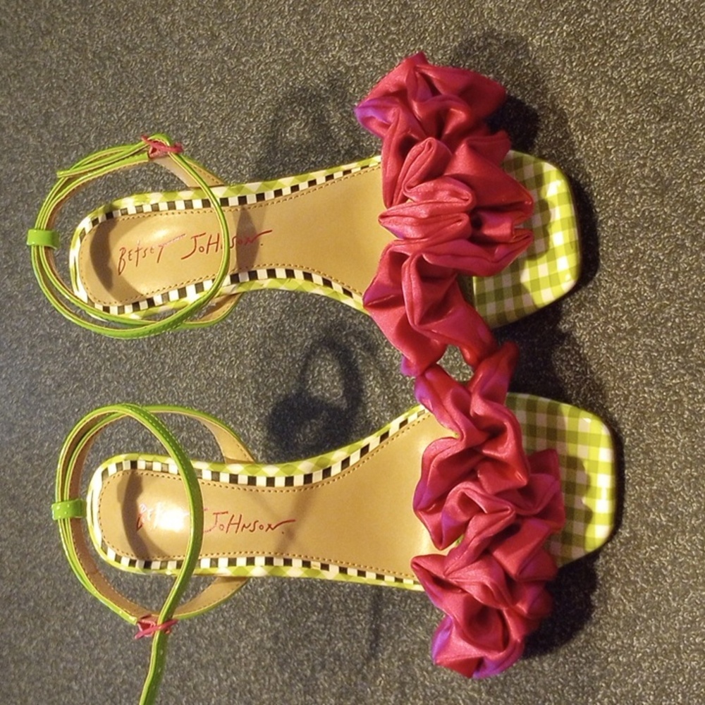 BETSEY JOHNSON Elmira